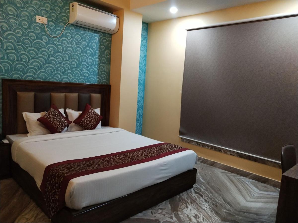 Hotel Aloka Residency Kolkata Exterior photo