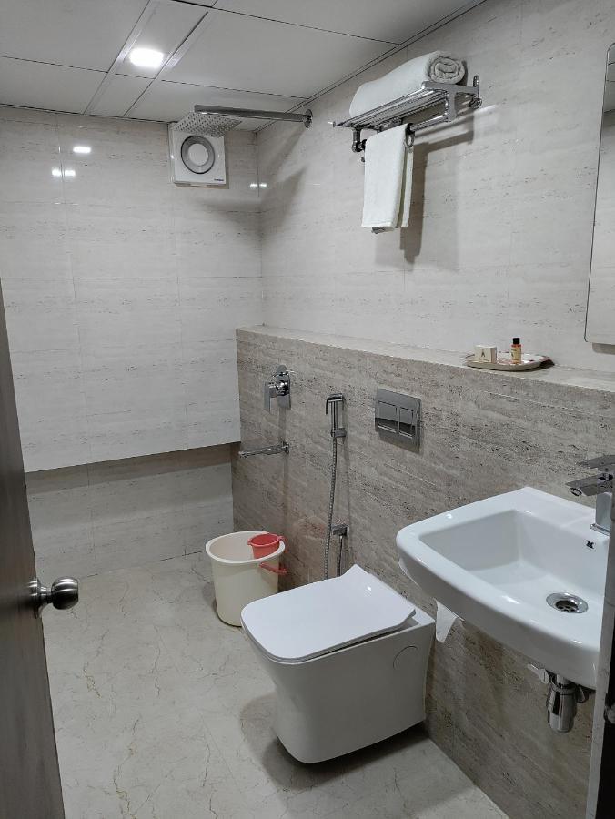 Hotel Aloka Residency Kolkata Exterior photo