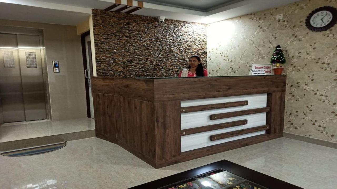 Hotel Aloka Residency Kolkata Exterior photo